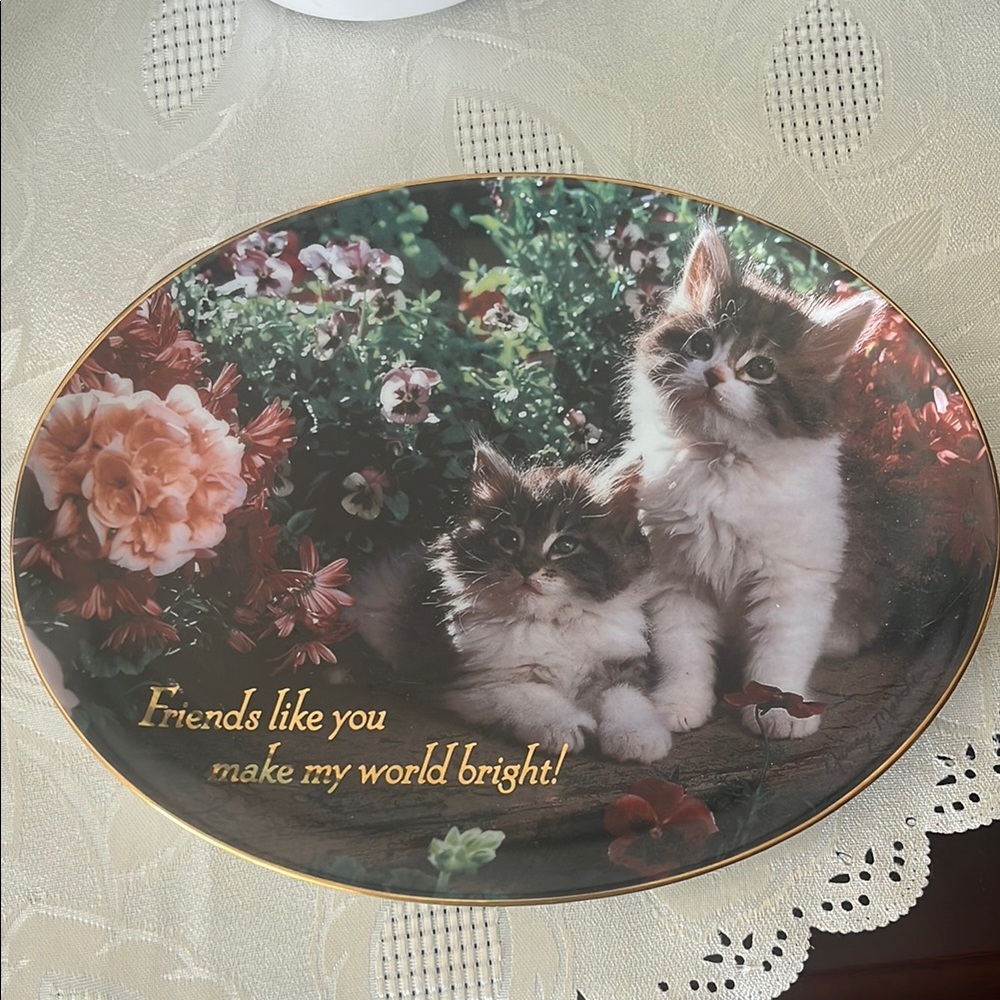 Decorative Plate with Kittens and Floral Design